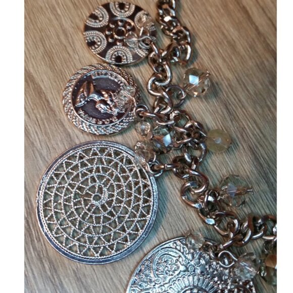 Silver tone textured hammered disc and coin like mix statement chain necklace - Picture 4 of 6